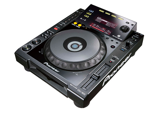 Pioneer CDJ 900